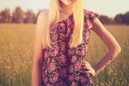 Girl with wildflowers preview 6