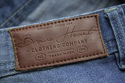 Dandelion, a Script Font by Larin Type Co. (Thumbnail 9 of 14)