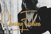 Sublime Lettering Font, a Script Font by RedyStudio (Thumbnail 15 of 18)