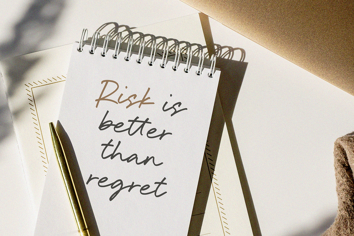 Marigold Boutique Font, a Handwritten Font by Timurtype (Photo 2 of 7)