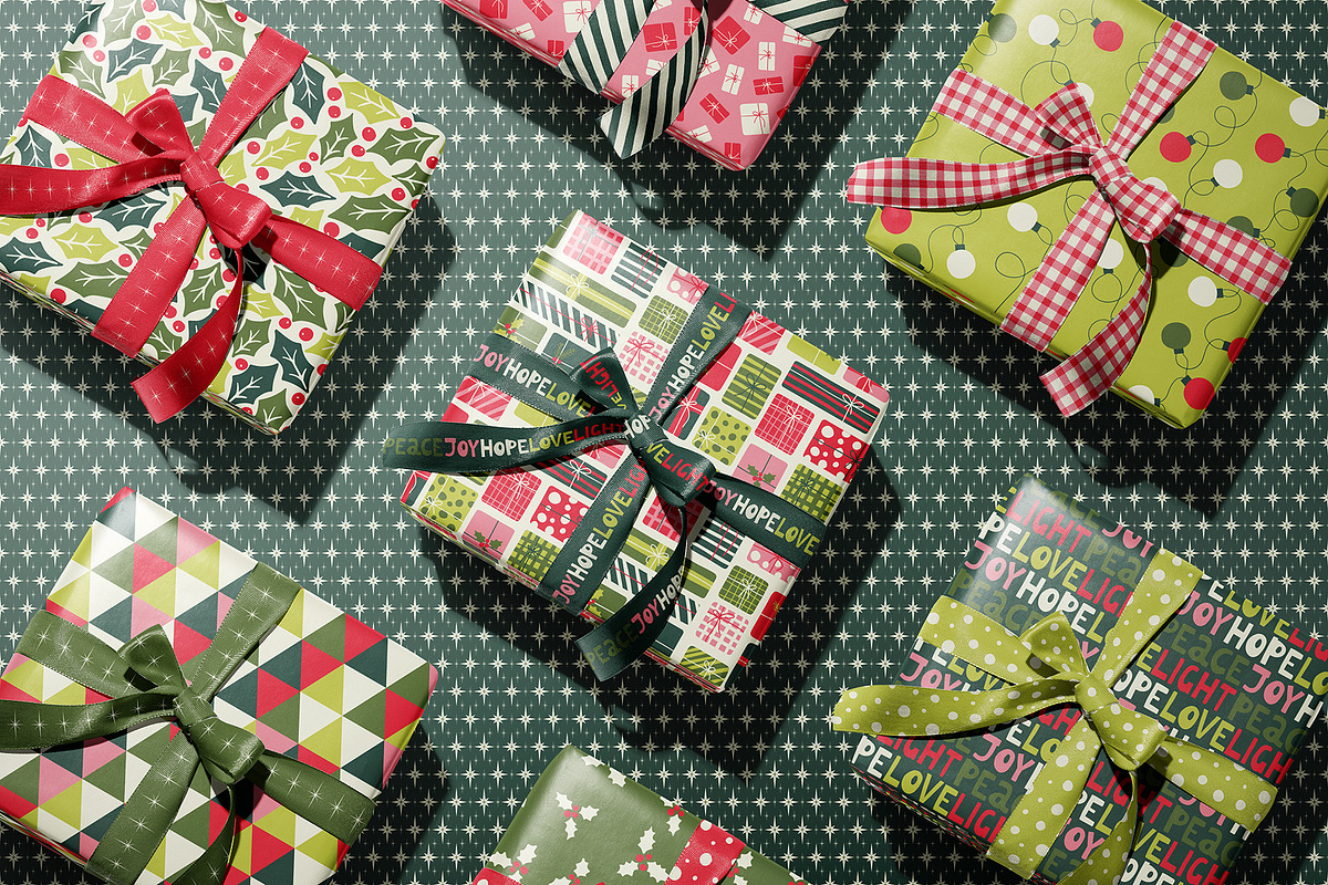 Retro Christmas Clipart and Patterns, a Pattern Graphic by PATTERNS etc. (Photo 2 of 10)