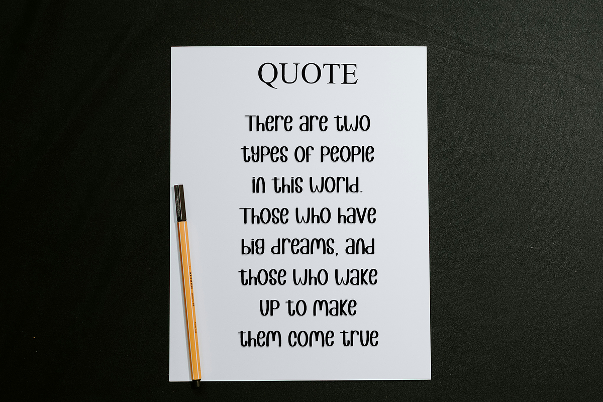 Lucky Retro, a Script Font by InermediaSTUDIO (Photo 4 of 8)