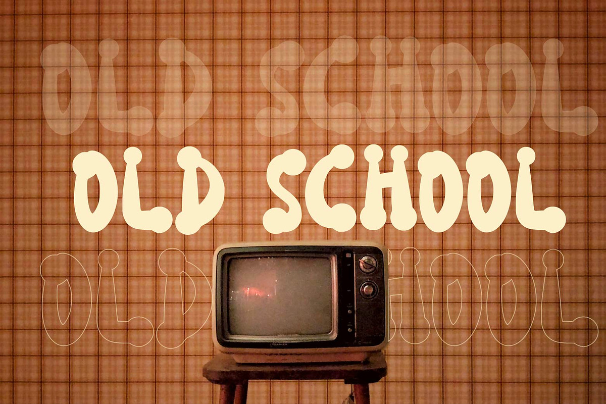 MANGROOVY retro vintage groovy type, a Font by WAP (Photo 3 of 6)