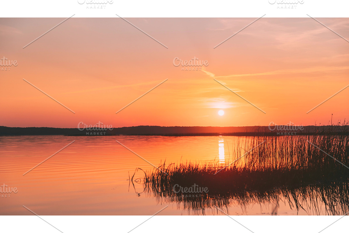 4K Sundown Above Lake River Horizon, a Nature Photo by Our Amazing World (Photo 1 of 2)
