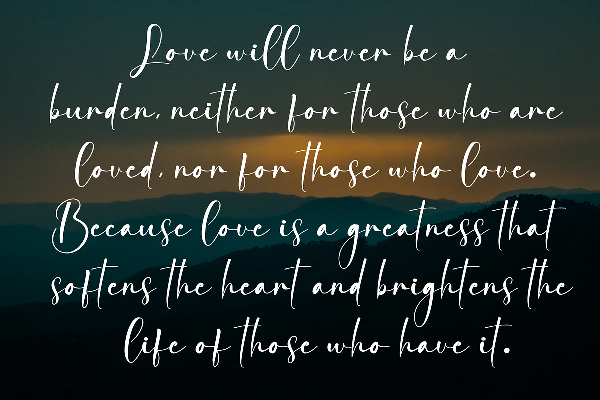 Blackside | Script Font, a Handwritten Font by Scratchones (Photo 6 of 8)