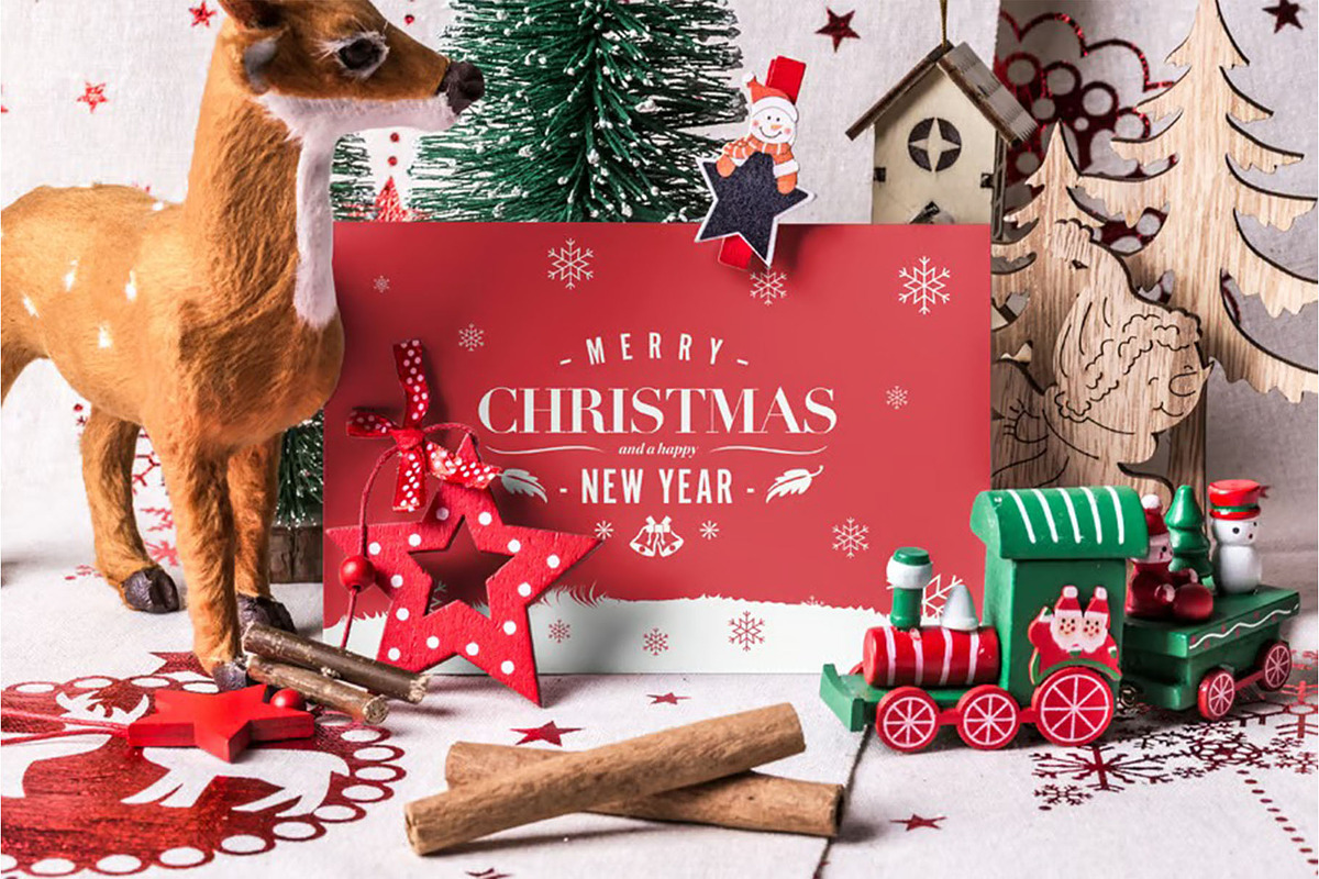 Christmas Mock-up, an Advertising Mockup by zippypixelstudio (Photo 11 of 13)