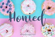 Honied, a Script Font by Larin Type Co. (Thumbnail 1 of 6)
