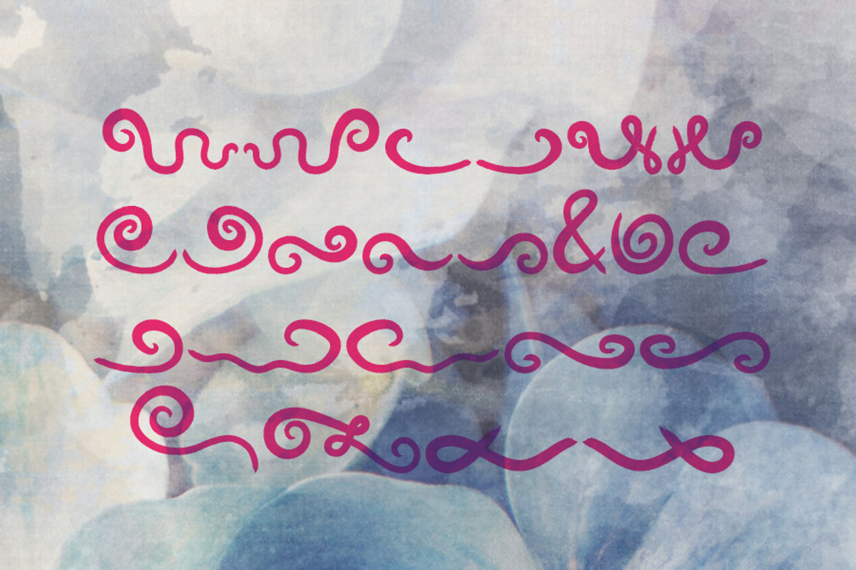 Saryn Typeface preview 3