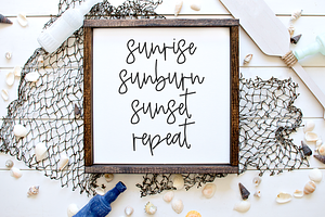 Island Sun Script Font