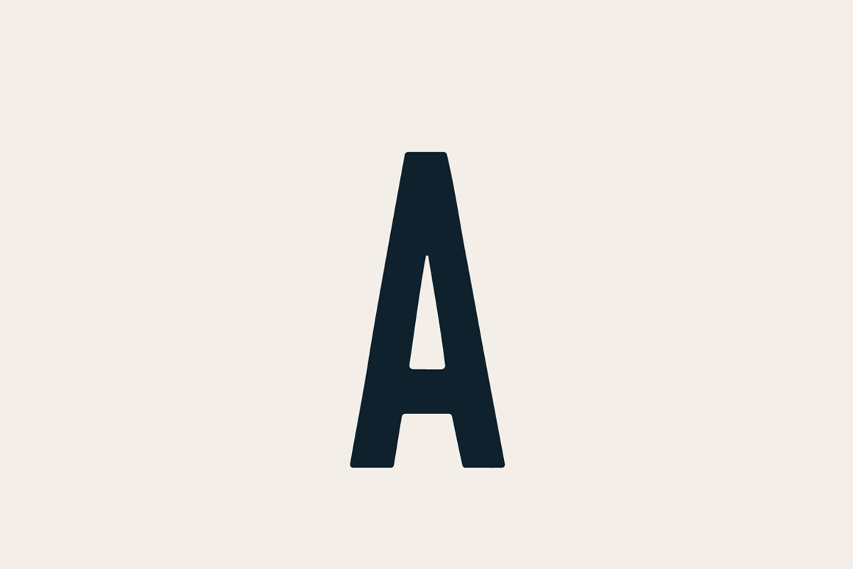 Sylvester Typeface preview 4
