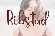 Pelicana, a Script Font by Forberas Club (Thumbnail 6 of 8)