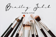Rhoutte Ganol Signature, a Handwritten Font by madeDeduk (Thumbnail 5 of 10)