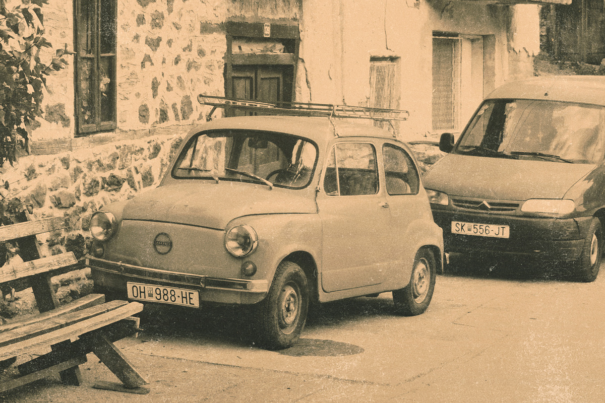 Classic Vintage Photo Effect, a Layer Style Add-On by liptouse (Photo 6 of 9)