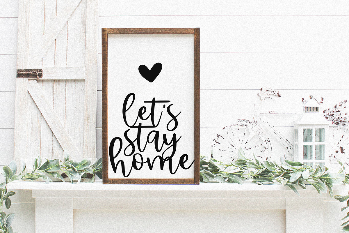 Hello Spring | Bouncy Script Font preview 3