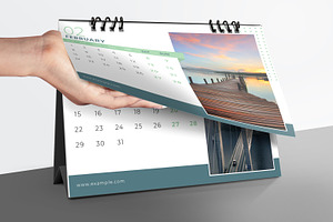 Desk Calendar 2021 V25