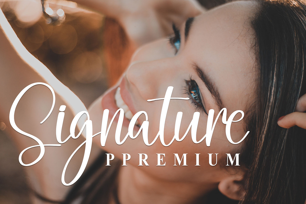 Holiday, a Handwritten Font by FreshTypeINK (Photo 4 of 8)