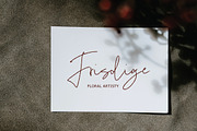 Bisklend - Pencil Signature, a Handwritten Font by executypeStudio (Thumbnail 8 of 10)