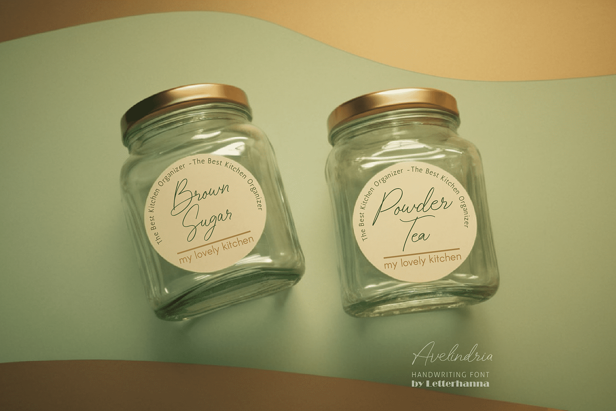 Avelindria Font, a Handwritten Font by Letterhanna Studio (Photo 11 of 19)