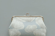 Satin Kiss Lock Purse Mockup PSD, a Household Mockup by 1001 mockups (Thumbnail 5 of 10)