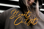 Compania - Luxury Signature, a Script Font by Letterhend Studio (Thumbnail 5 of 9)