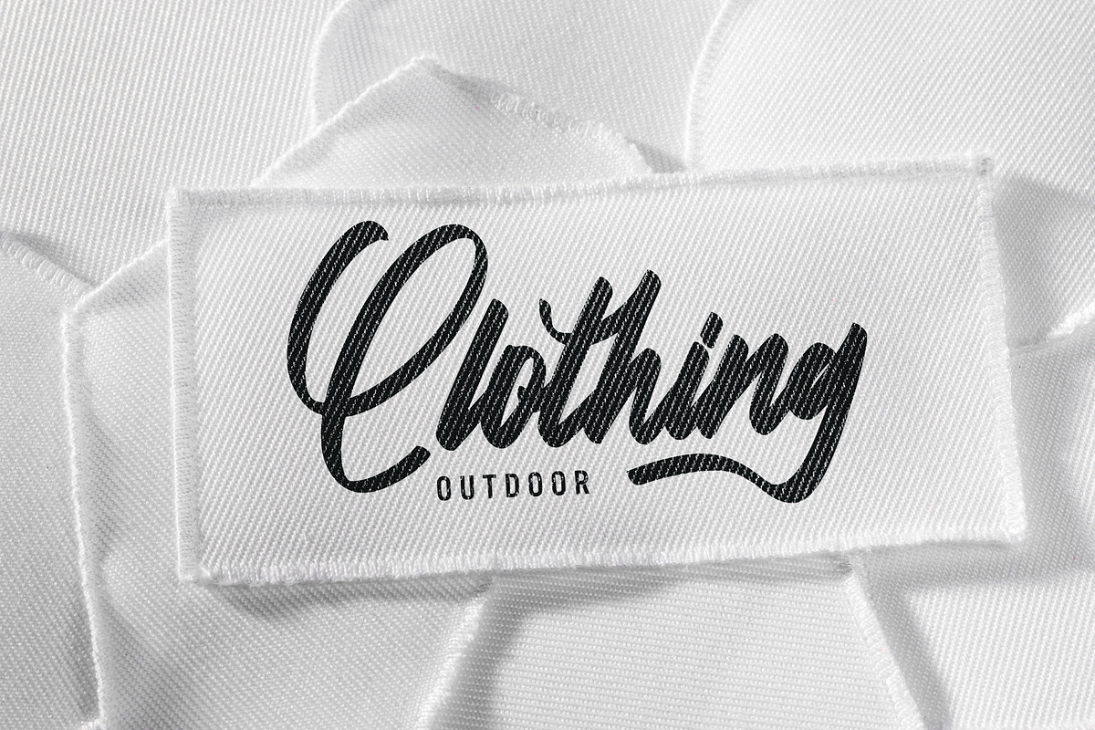 Qualiga - Script Font, a Script Font by Arendxstudio (Photo 6 of 8)