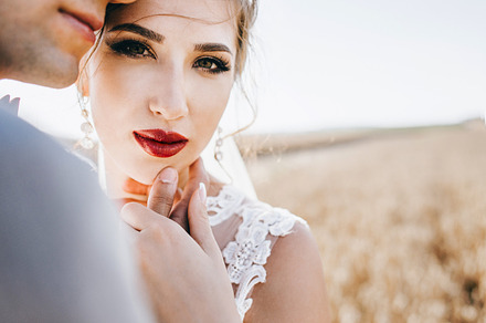 Amazing look of the bride
