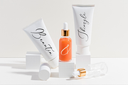 Qlouchester Westfild Luxury Script, a Script Font by Storytype Studio (Thumbnail 9 of 15)