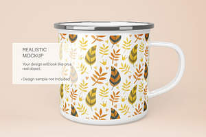 Camp Mug Video Mockup