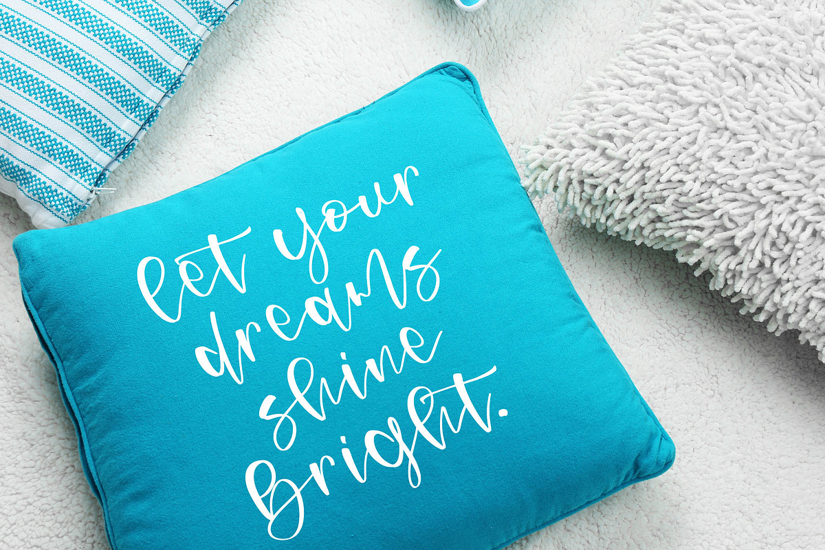 Tasty Snack, a Handwritten Font by Integritype Studio (Photo 6 of 15)