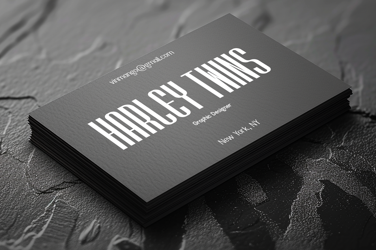 Sereena-Classy & Stylish Sans Serif, a Sans Serif Font by overlaytemplates (Photo 2 of 5)