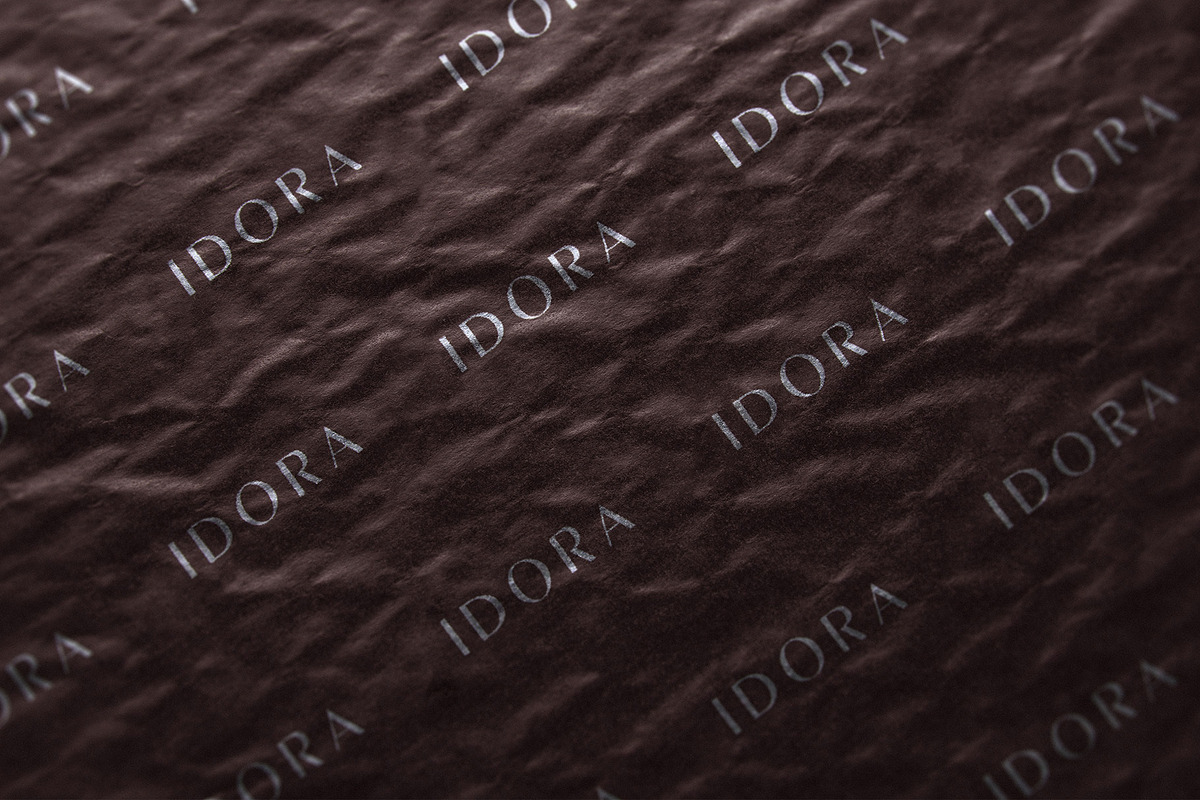 Logo Mockup Wrinkled Cover Paper, a Product Mockup by Asylab (Photo 4 of 5)