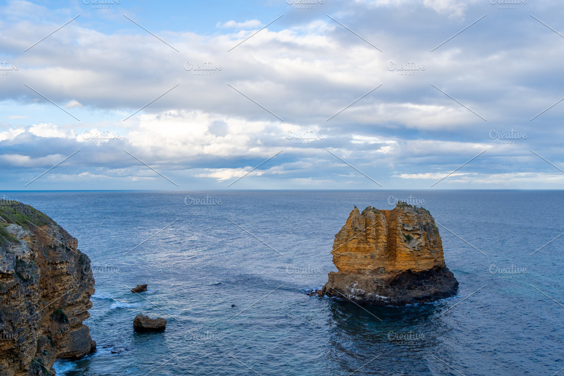 Eagle Rock Lookout at Aireys Inlet on the Great Ocean Road, Aust, a Nature Photo by GoodGoods