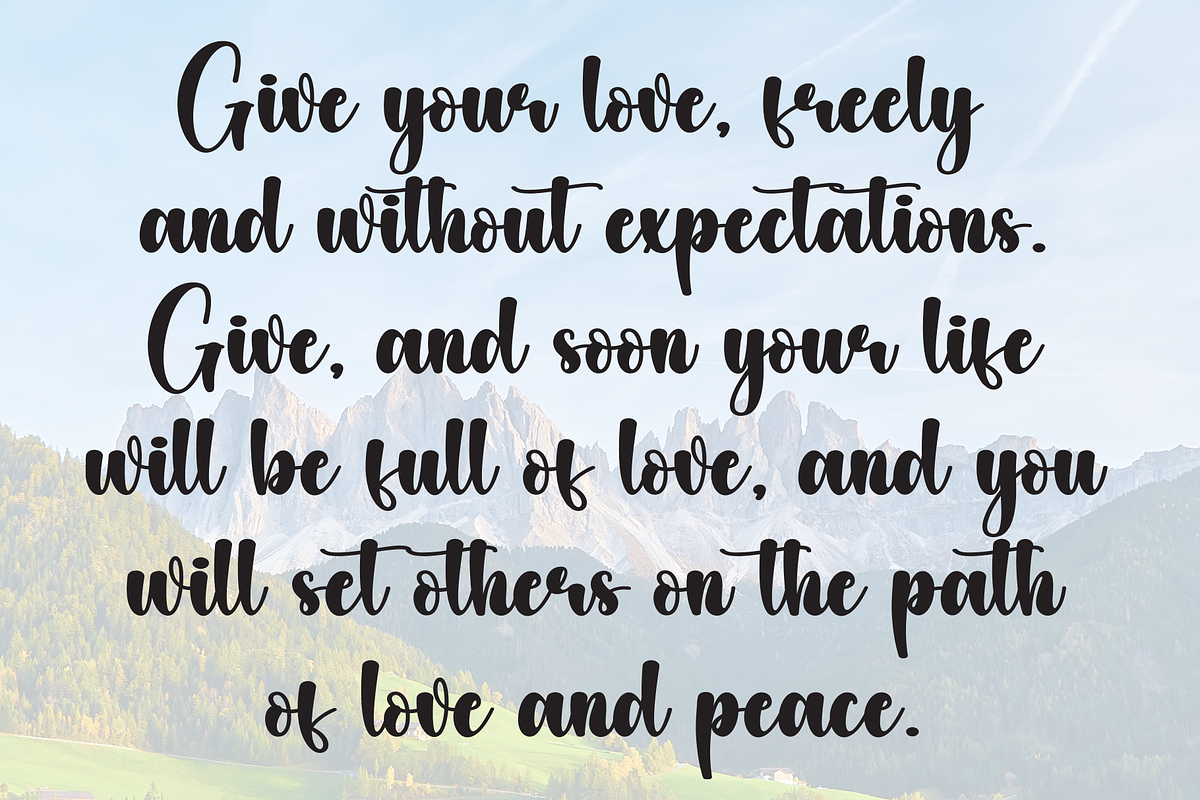 Boho Signature | Script Font, a Handwritten Font by Scratchones (Photo 6 of 8)