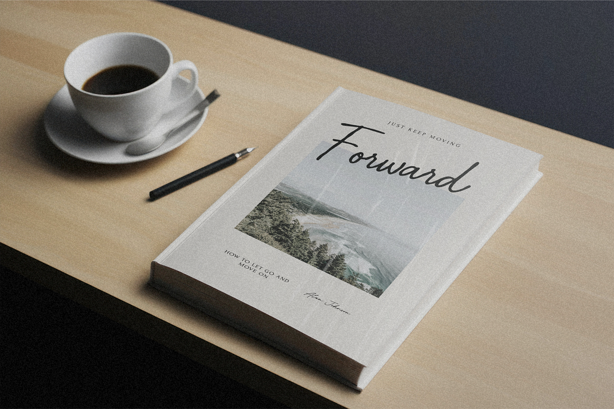 Soleneva - Signature Typeface, a Script Font by Creacy Studio (Photo 8 of 10)