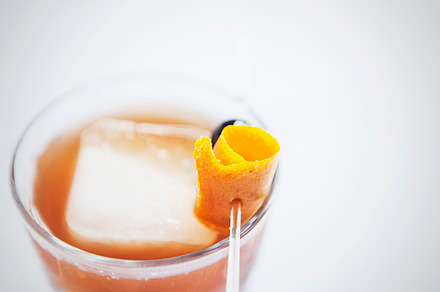 An Old Fashioned In A Window preview 5