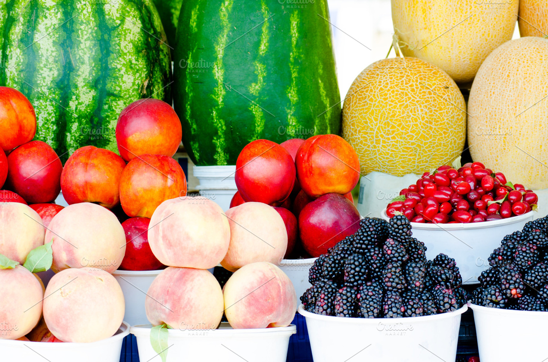 Fruit market containing fresh, organic, and fruit