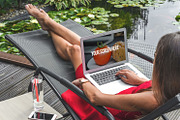 10 Mockups MacBook (pics+PSD), an iPhone Mockup by tydla (Thumbnail 2 of 12)