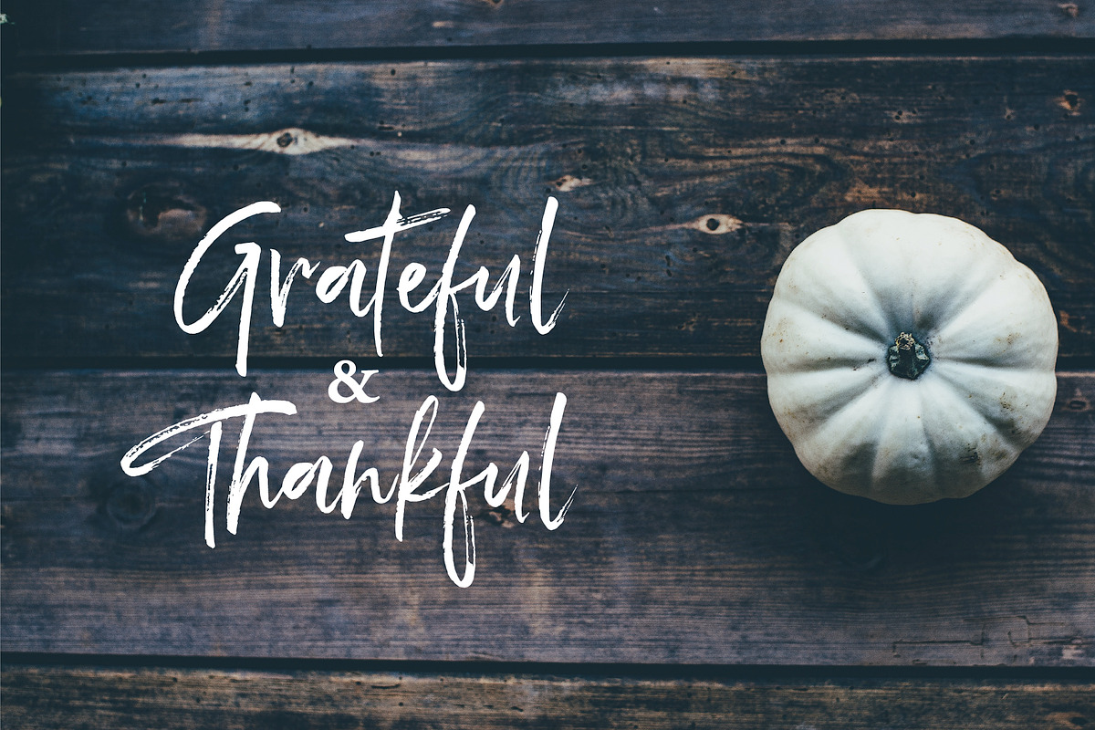 Heartsoul Font, a Script Font by Graphic Box (Photo 9 of 14)
