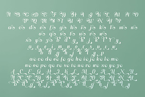 Ayulia Molga Handwritten Font