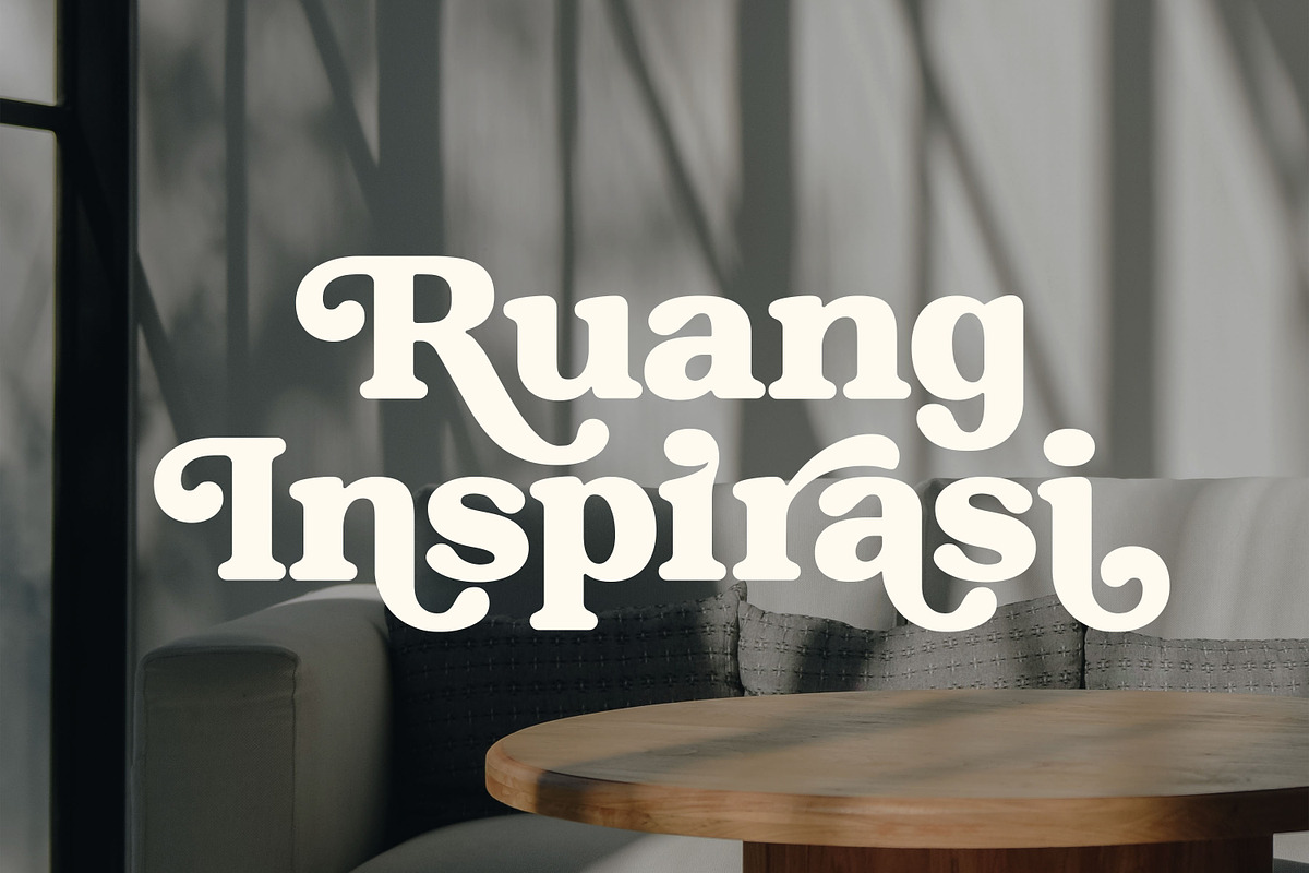 Raspberie - Retro Modern Font, a Serif Font by Variatype (Photo 12 of 15)