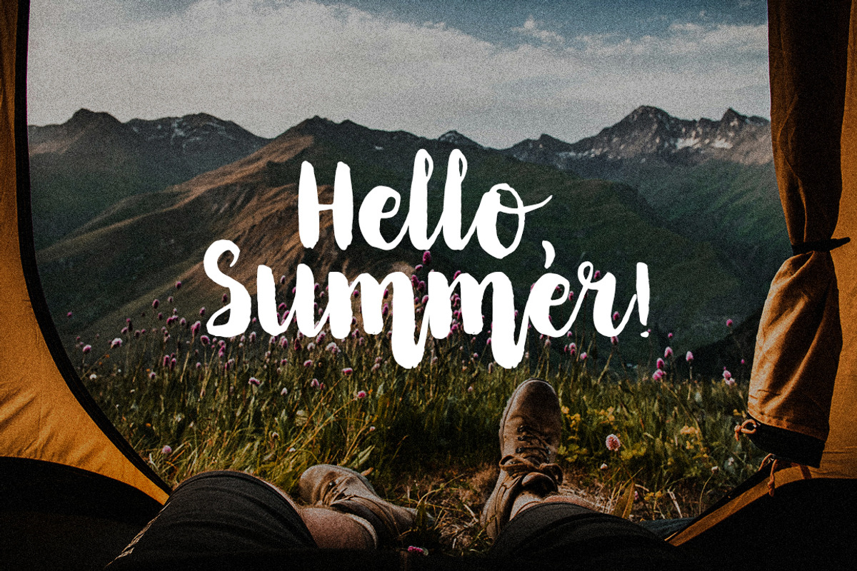 Goldberry brush hand-drawn font preview 4