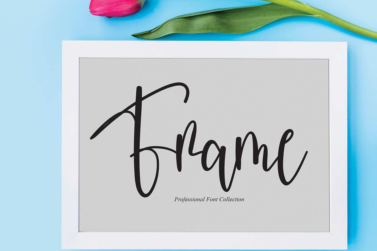 Rosallinda | Script font, a Script Font by Scratchones (Photo 6 of 8)