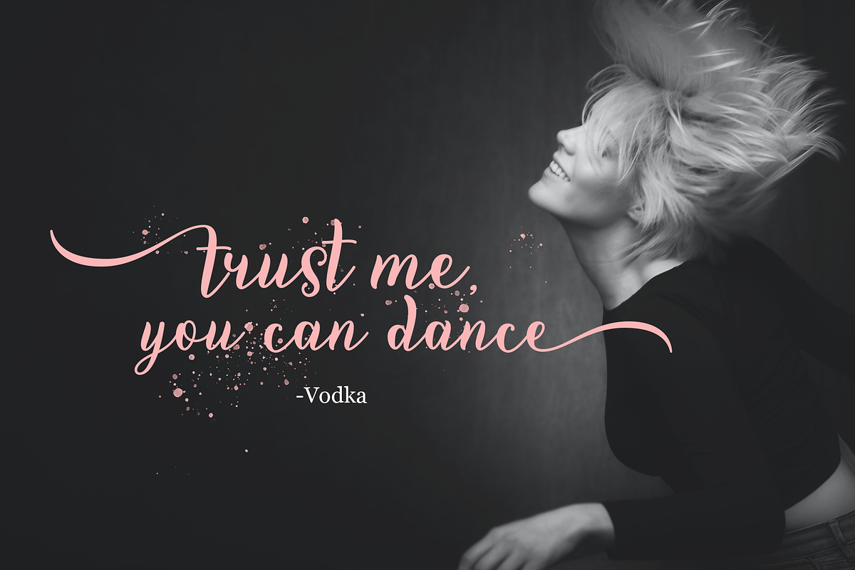 Grand Lovely, a Handwritten Font by sizimon (Photo 6 of 8)