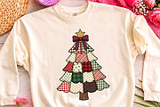 Patchwork Christmas Tree PNG Clipart, a Seasonal Illustration by CrexoraLab (Thumbnail 3 of 4)