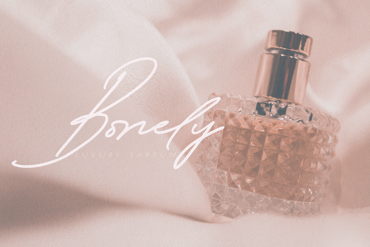 Emilone Ricta | Handwritten, a Handwritten Font by Mozyen Studio (Photo 3 of 10)