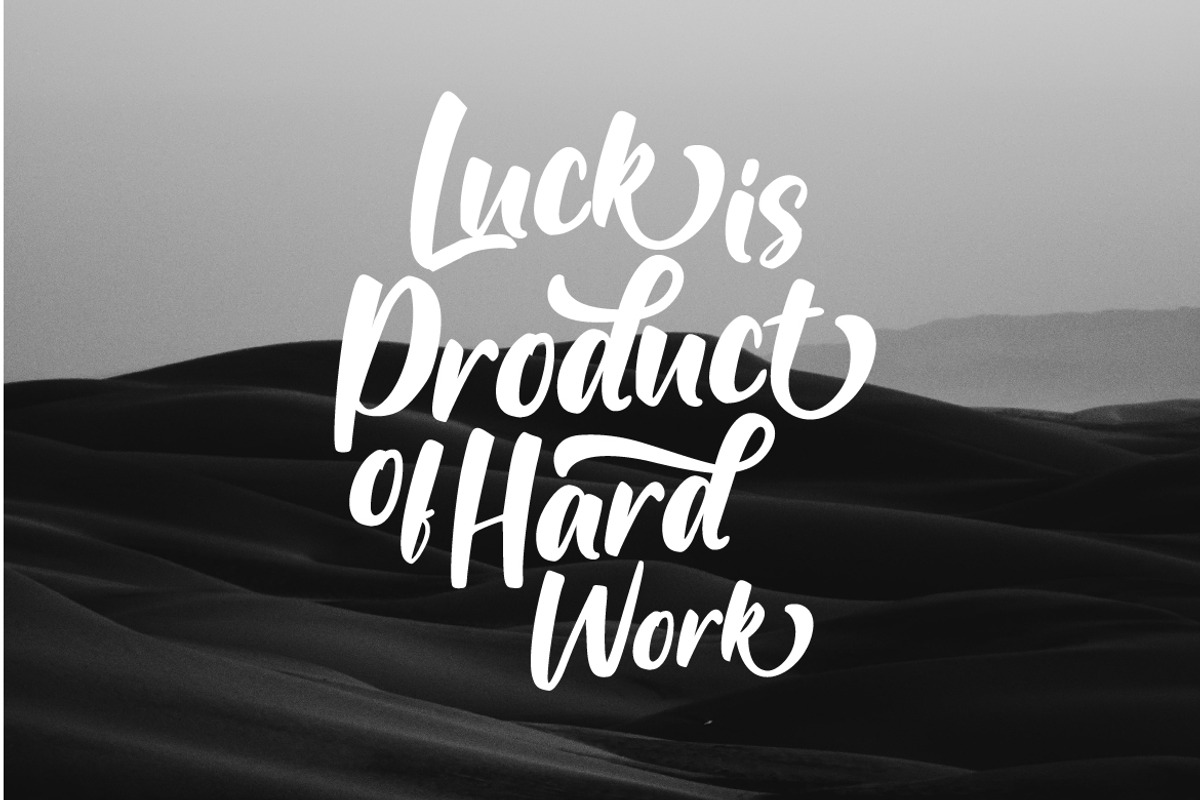Shunda Typeface preview 3