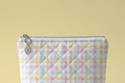 Quilted Cosmetic Bag Mockup PSD, a Household Mockup by 1001 mockups (Thumbnail 7 of 10)