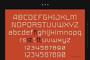 Kiena Display Font