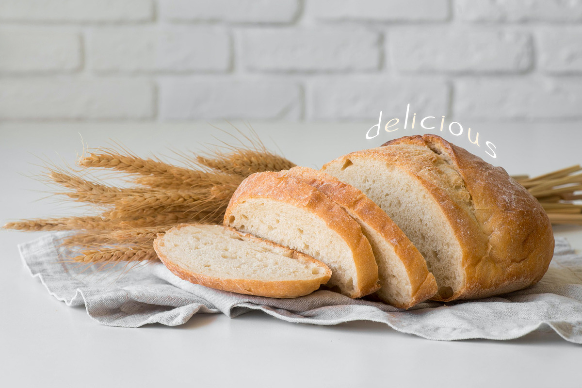 Warm Bakery Font, a Handwritten Font by tchastudio (Photo 4 of 4)