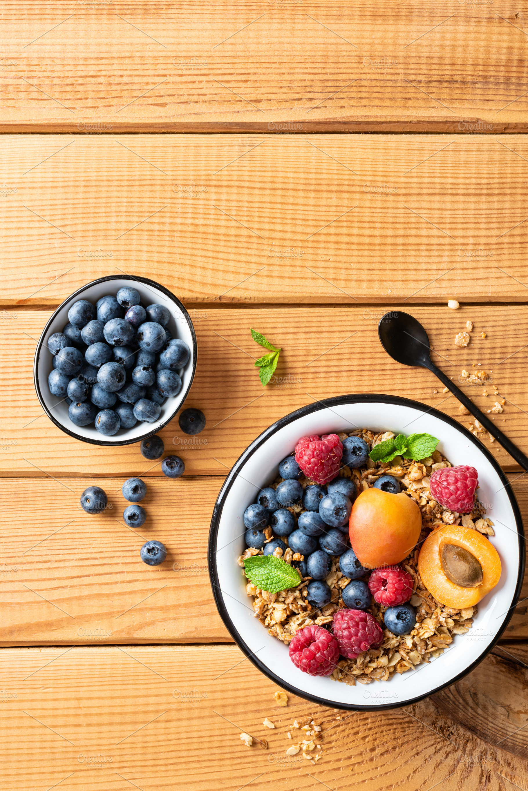 Crunchy dry oat honey granola, a Food & Drink Photo by The baking man